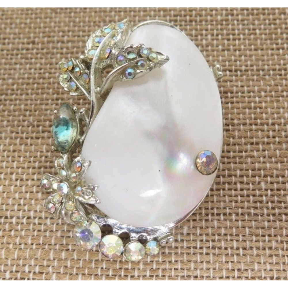 VINTAGE HIGH END WHITE MOP JELLY BEAN FLORAL CAB RHINESTONE SILVER BROOCH PIN - Picture 7 of 7